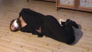 Juliettes - mujer de negocios placer SD576p Video Sexo D...