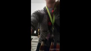 TiggerRosey () Tiggerrosey - fuego hot sauce challenge i want to try the hot ones challenge too 05-10-2020