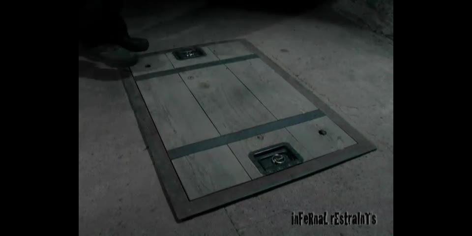 Spanking08-03 HOT TWAT 2 featuring Mei.