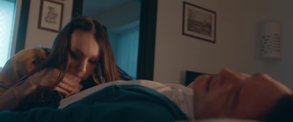 Victoria Varley, Oksana Borbat - Zustrich odnoklasnykiv (2018) HD 1080p!!!