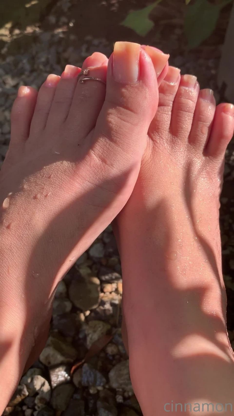 cinnamonfeet2 - Goddess Cinnamon VIP CinnamonfeetSuch warm and fresh toes you want to adore every day - 12-07-2021 - Onlyfans