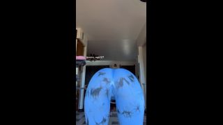 Thick Sexy Pawg Stretches In Leggings And Strips Naked To Ride Dildo 