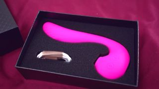 Julie Jess - Love My New Toys From Honey Play Box Use Code JULIE for 20% Off - Solo