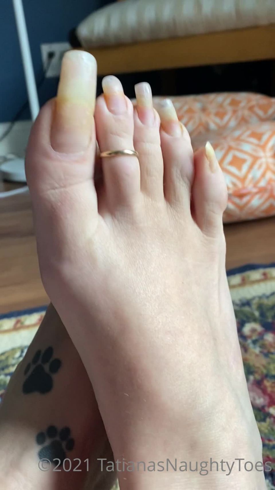 TATIANA - tatianasnaughtytoes () Tatianasnaughtytoes - new april bare natural long toenails of the day tomorrow new color coming up 15-04-2021