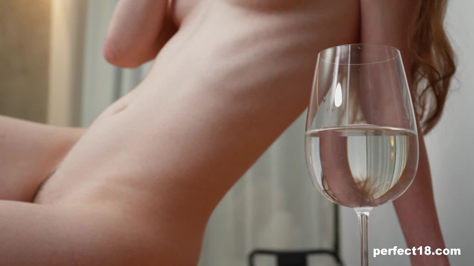 Luna Lynx - Perfect 18 - Teen