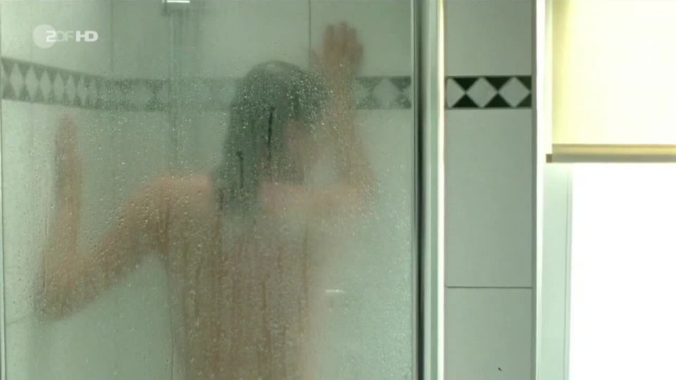 Anja Kling, Lea Mornar - Mord in Ludwigslust (2012) HD 720p - (Celebrity porn)