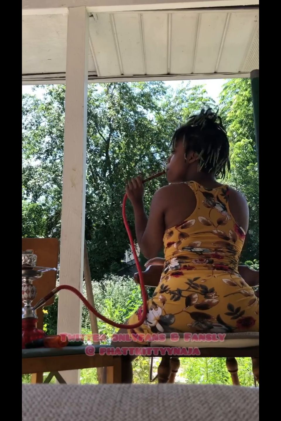 BLACK GIRL MASTURBATING OUTSIDE RIDING BIG DILDO