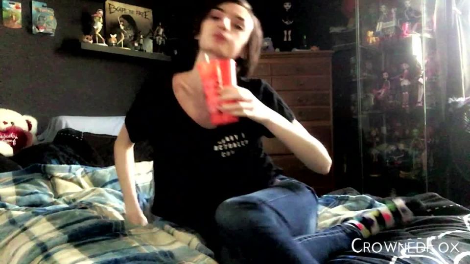 Crowned Fox - Dumb Foot Boy Sex Clip Video Porn Download...