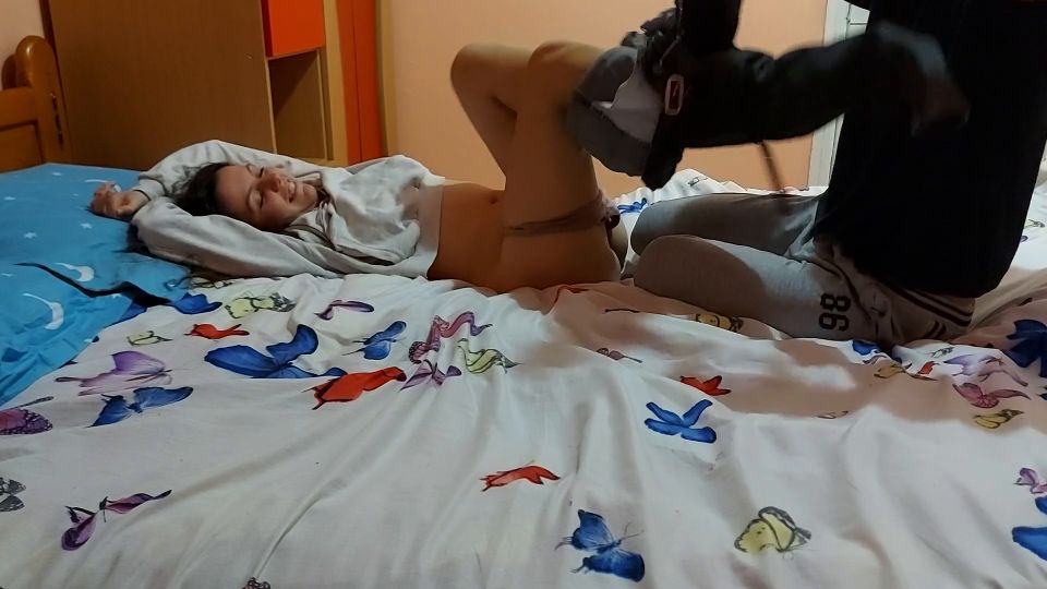 Amateur Teen Couple Has Hardcore Sex In Their Bedroom, In Socks 1080p