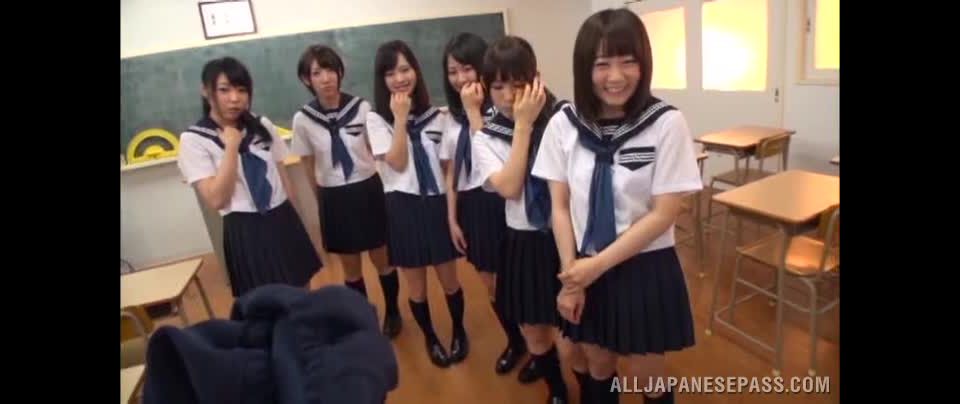 Awesome Hot Japanese teens in school uniforms in hot group function Video Online Teen!