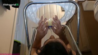 Estudios de Fetiche Sucio – Princesa Orgánica Brooke – Comer mierda y trabajar - [Webcam]