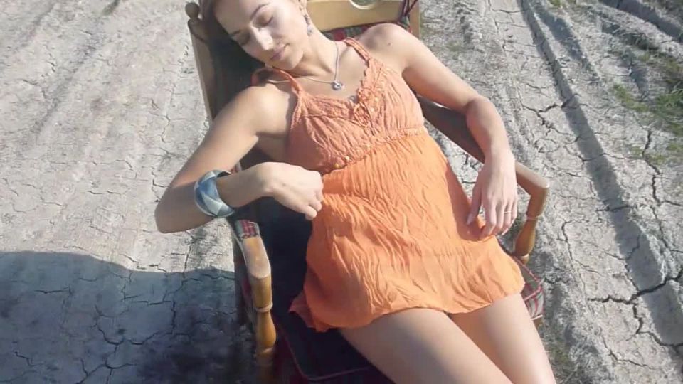 DominikaCColección 2010-05-08 5BWatch4Beauty5D Vision