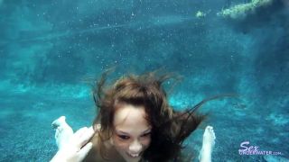 SexUnderwater e0496 Hailey Sweet Gropecam Blow Job (mp4)