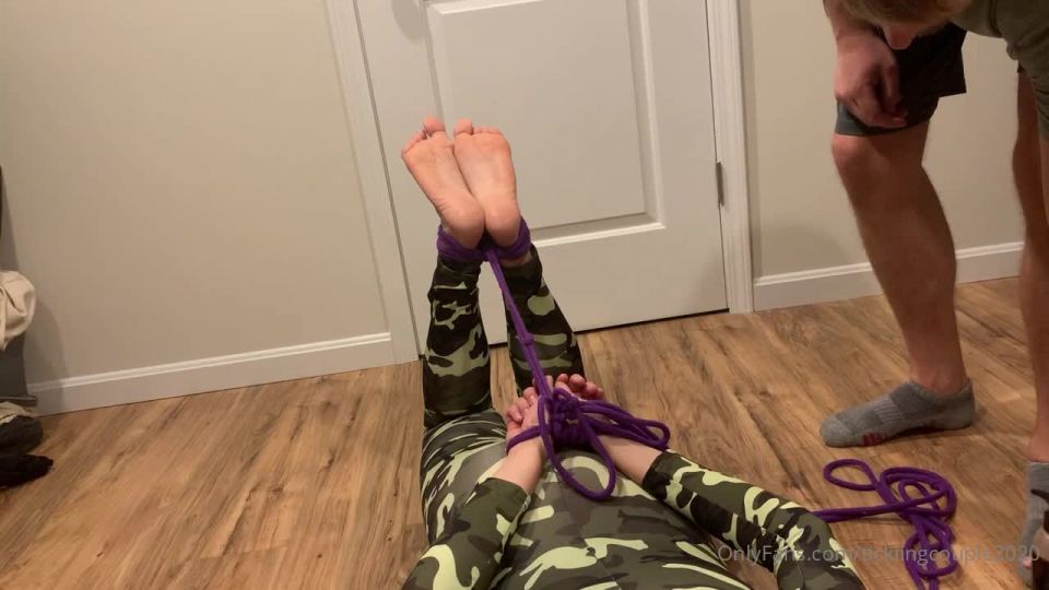 TicklingCouple2020 – Bondage Tickling Feet.