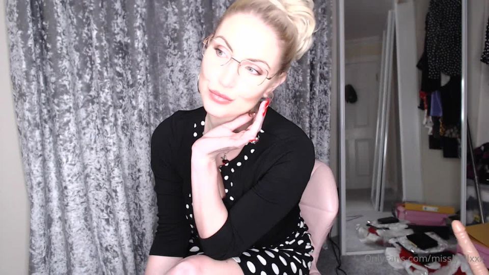 GeorgieLyallXXX Misslyallxxx - office dress glasses red heels and joi anyone recognise the dress from any partic 06-05-2020