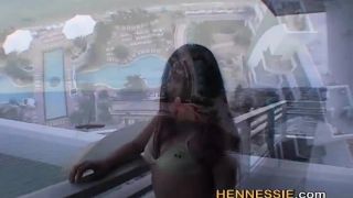 Hennessie 017 balconycreampie 1 sp (mp4)