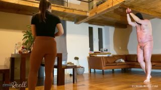 Cruel Reell - salvaje Femdom clip de Spanking.