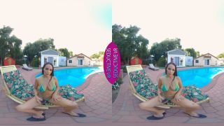 Horny Big Tit Sofi Squirts - Gear VR