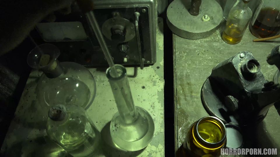 Porno de la araña hembra (Horror Porn 17)