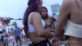 CandidKing 490