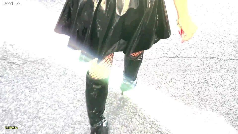 porn clip 40 young amateur tits Daynia - VENUS FICK 2022 - PUBLIC 3-ER MMF mit MEGA SPERMAWALK direkt auf der MESSE , amateur on german porn