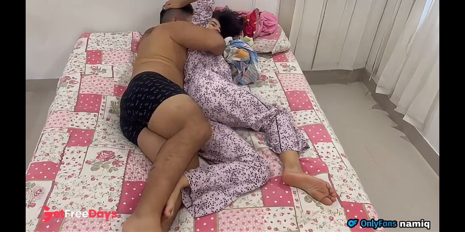 WE GO TO BED TO REST AND I CANT HOLD ON UNTIL I FINISH ON HER