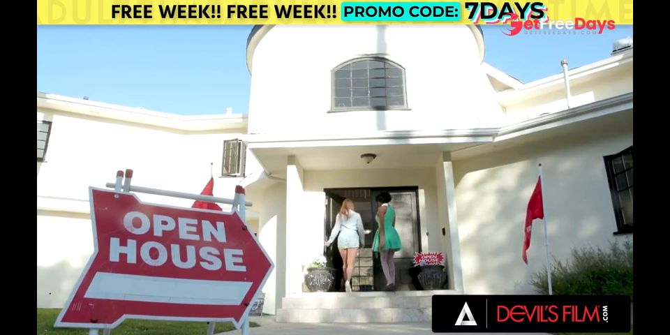 Gorgeous Busty Skylar Snow Fucks Her Home Buyer Right in Front Her Colleague