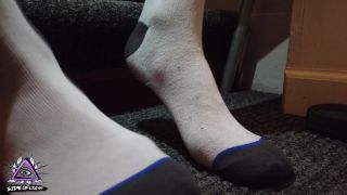 Rei&#039;s Sexy Double Layer Sock Strip Show - [Feet porn]