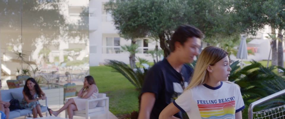 Mathilde Seigner, Frуdуrique Bel, Marie de Dinechin - Ibiza (2019) HD 1080p - [Celebridad porno]