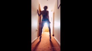 LouLou Petite Louloupetite - sexy lil dance tease video part 27-03-2020