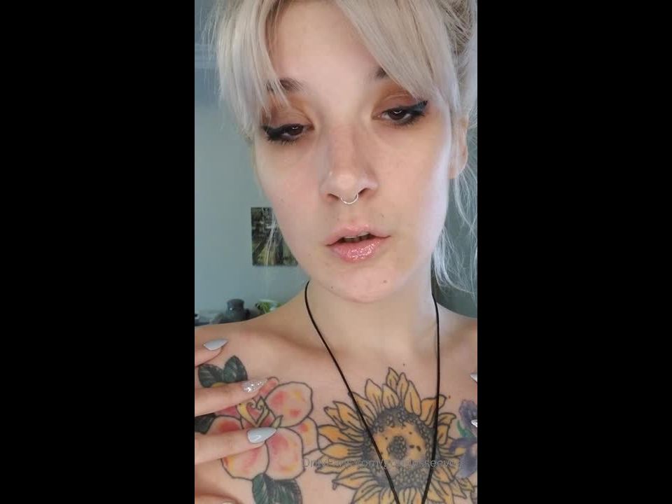 @goddesseevee 2019-09-18 Hypnotic Eyes  $ Nourishing Words  $