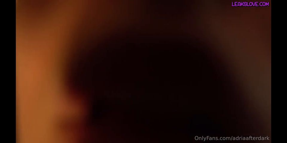 Juego de roles Adria porno después de oscuro – POV primer beso – SERIE DE NIÑOS Adria después de oscuro