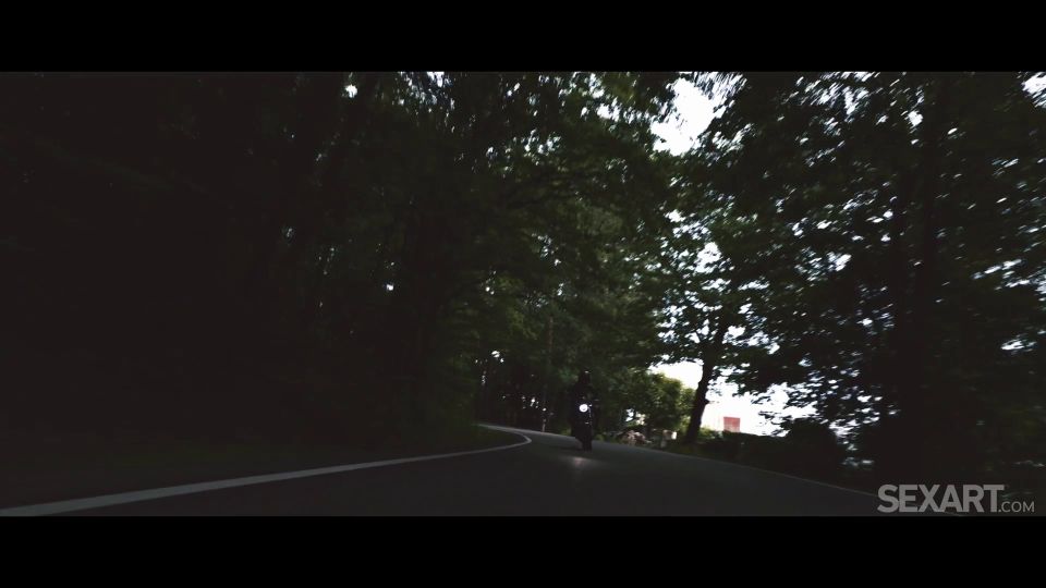 [SexArt] Noa Tevez Love Wheels [12.04.24] [1080p].