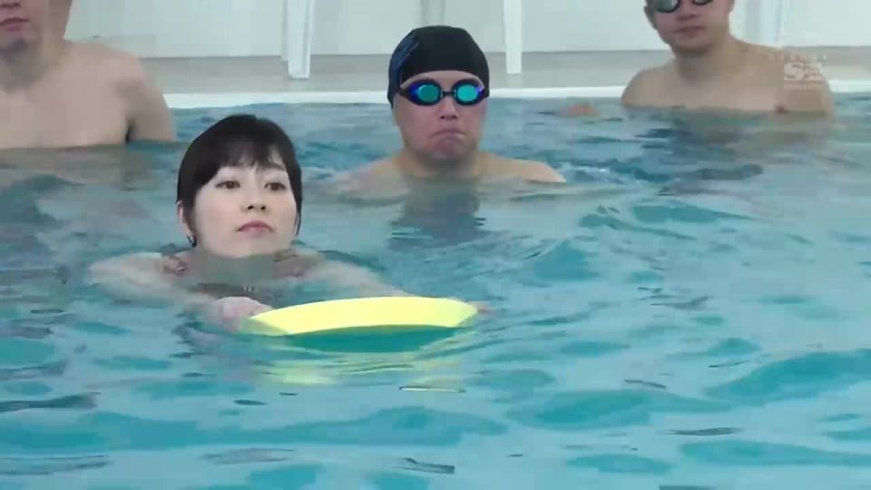 Okuda Saki SSNI-507 Swimsuit Married Woman Saddle Unlimited Pool Molester Saki Okuda - Gangbang