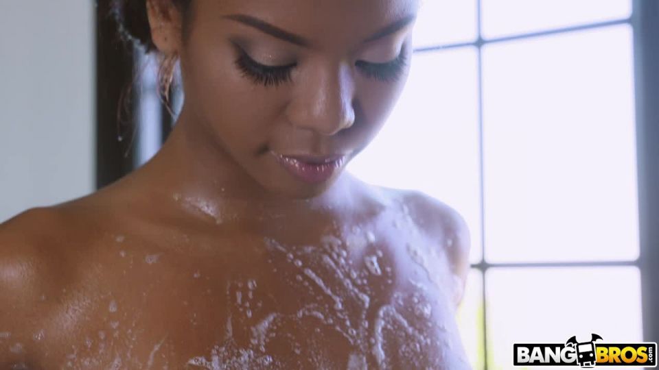 Nia Nacci (Nia Gets Cleaned and Fucked)