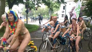 The_Brighton_2016_Naked_Bike_Ride_part3