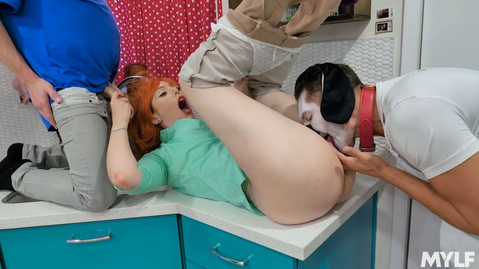 Lauren Phillips Mylfwood: Giggity Milf Adventure Awaits