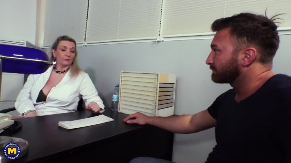 Sandy tetas grandes-dr arena te verá ahora - MILF