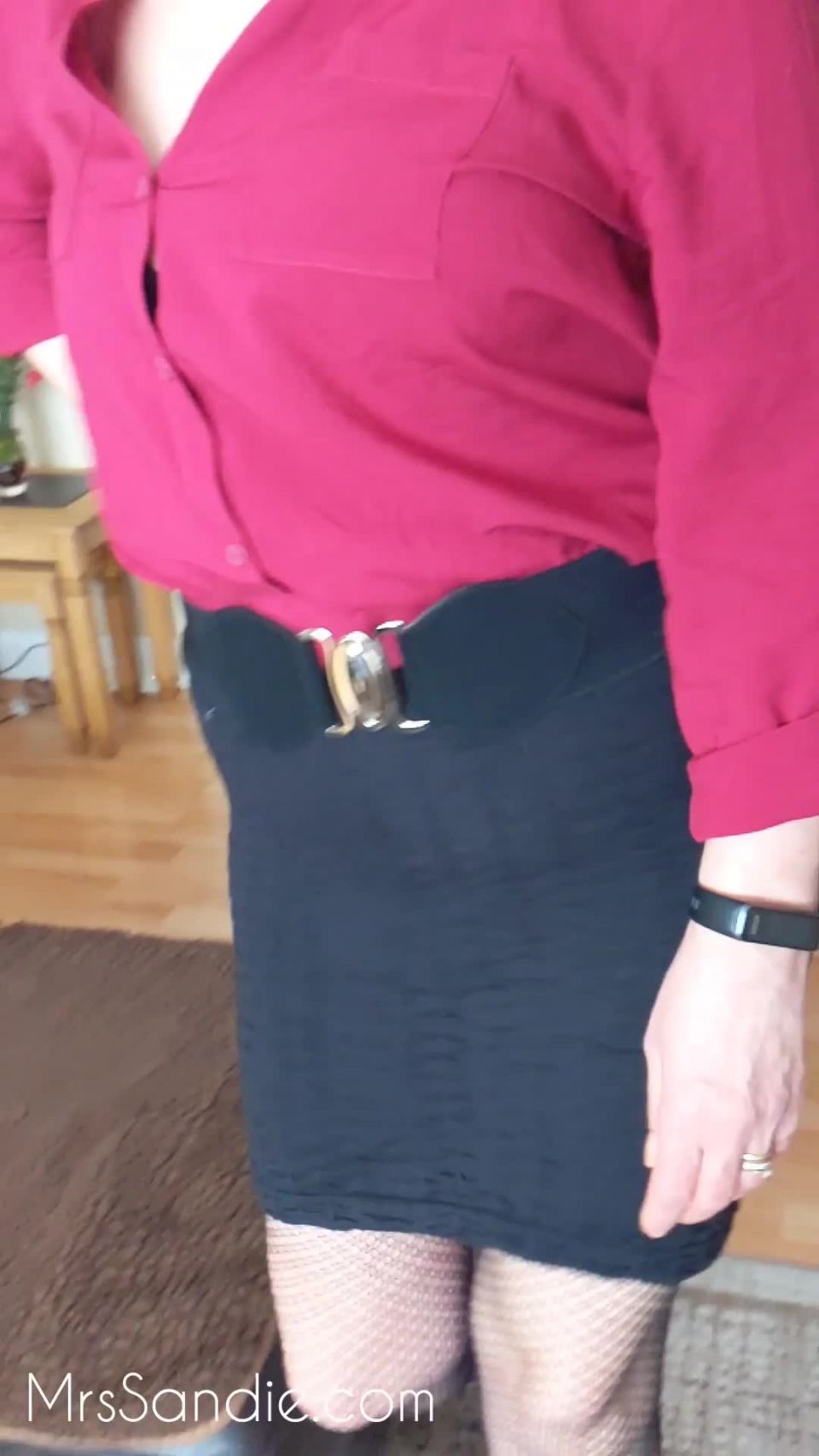 Mrs Sandie Mrssandie - always plenty of my mature pussy and arse here on my onlyfans if youre working from home 18-03-2020