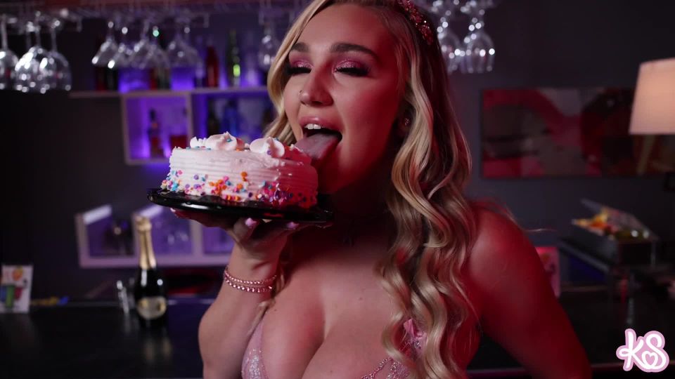 Kendra sunderland – it’s my birthday and i’ll get tag teamed if i want to vip [1080p]