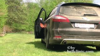 Fucking machine anal outdoors in the car Public!