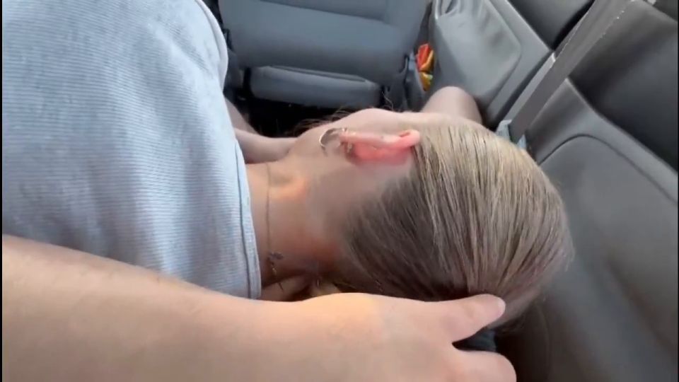 Youngpar9804 - Omg - Er fickt mich das erste Mal im Auto - HD 720P