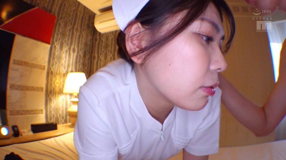 FHD MOER-002 清楚な現役看護師のくせにこのドMっぷりが…エロい。デカチンで喉とマ●コを突き堕とされヨダレマン汁たれ流し衝撃の半狂乱 AVデビュー。 夢川ほの香