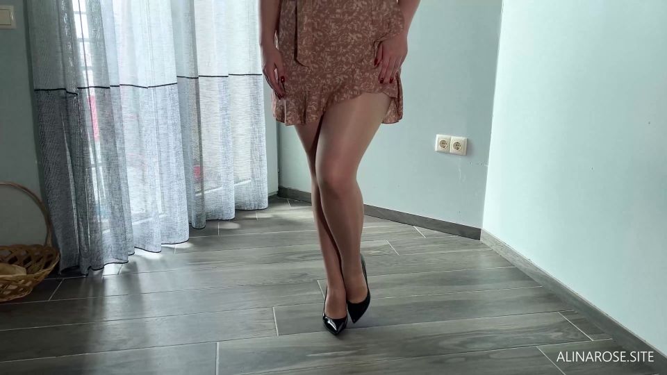 Fucking StepMom'S Legs In Shiny Nude Pantyhose