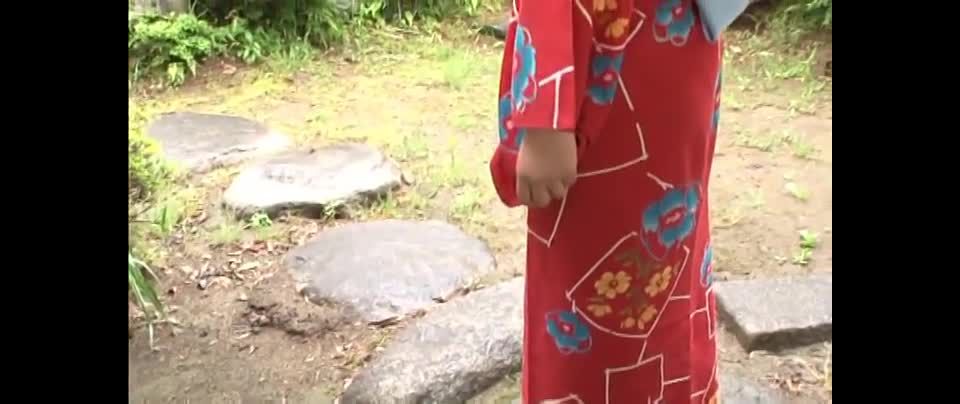 Noa Sato alluring Asian teen poses in red kimono