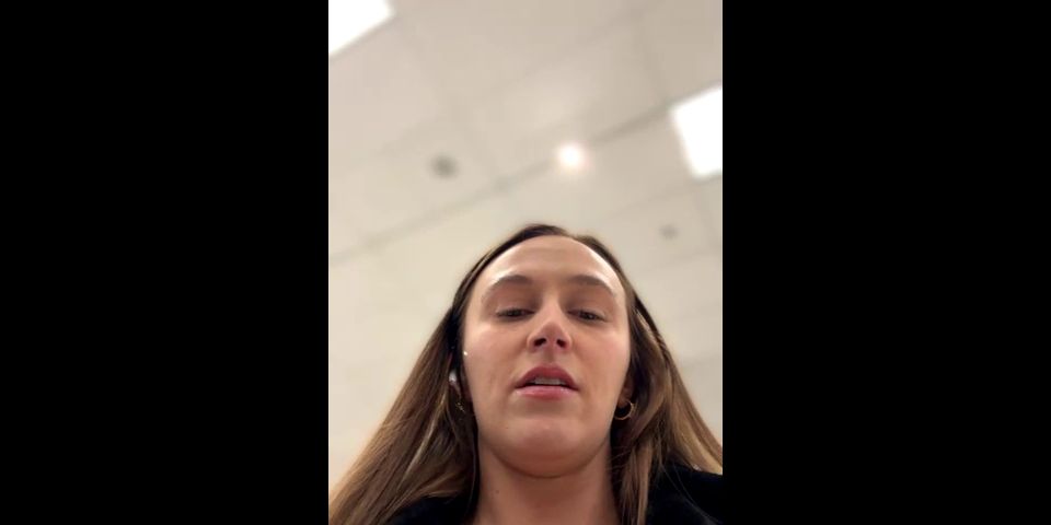 morena Skylar azul Skylar Blue Teas Sus Tetas Masivas en Video Solitario