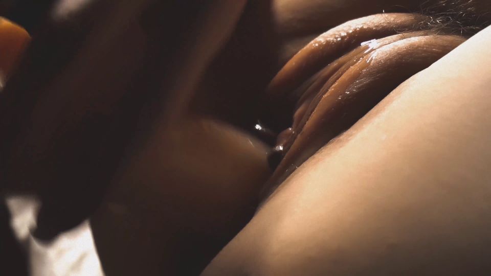 4K She Masturbated Until She Flowed, And Then I Filled Her With Cum To 