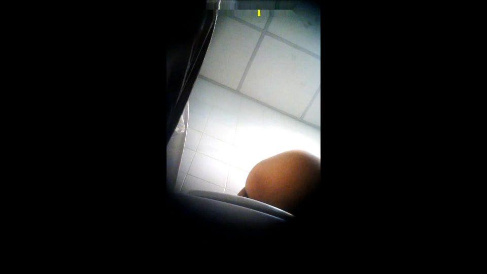 AirAsia airport toilet | voyeur | voyeur 