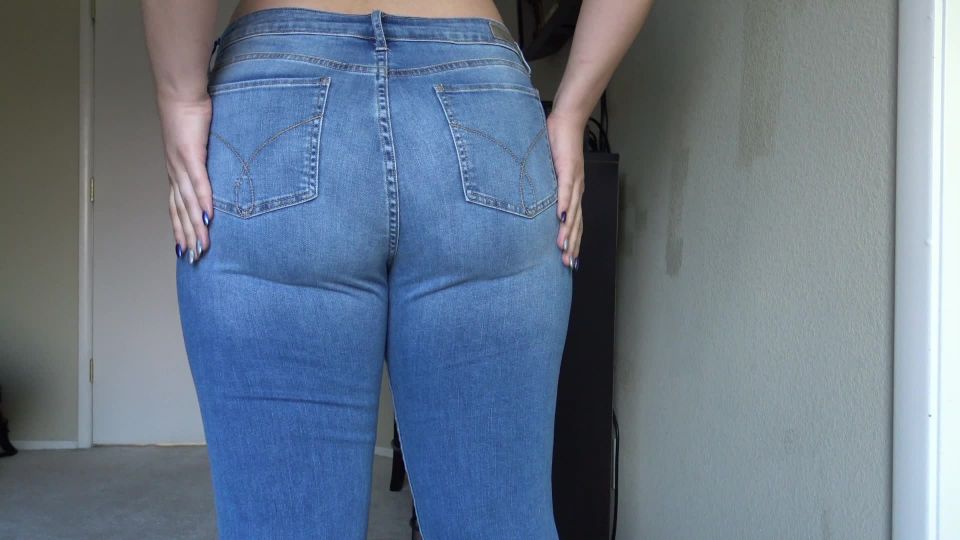 00221 - Dani Sorrento Ass Worship Cum Countdown In Denim Jeans