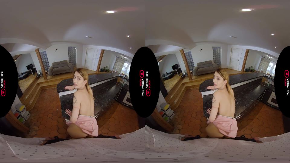 xxx clip 19 mamada viernes Atrapado con la hija de mi jefe – Adelle Unicornio (Oculus Go) 4K, coño en la estrella porno